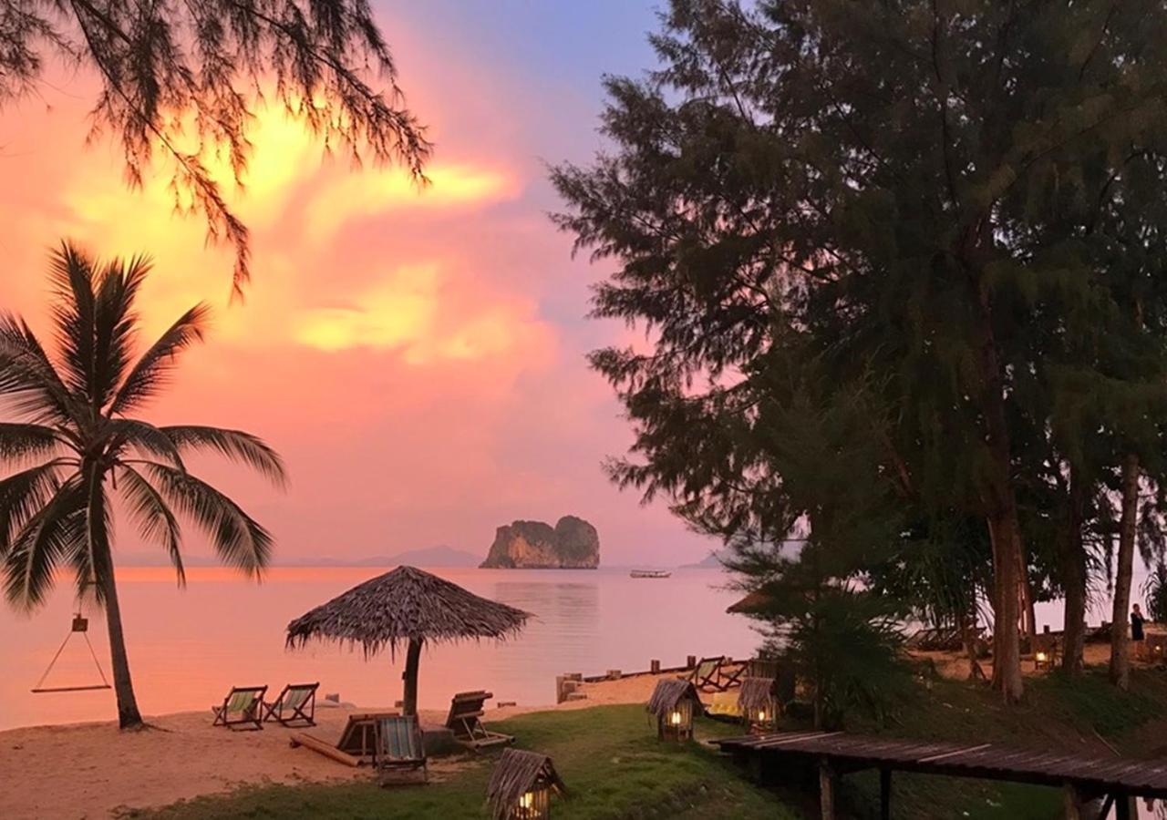 Coco Cottage Koh Ngai Bagian luar foto